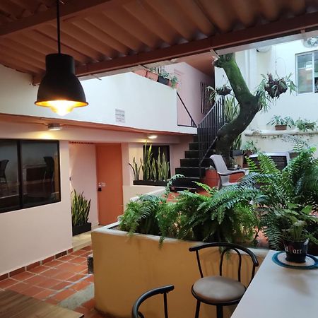 Casa Primavera Hostal Medellín Dış mekan fotoğraf