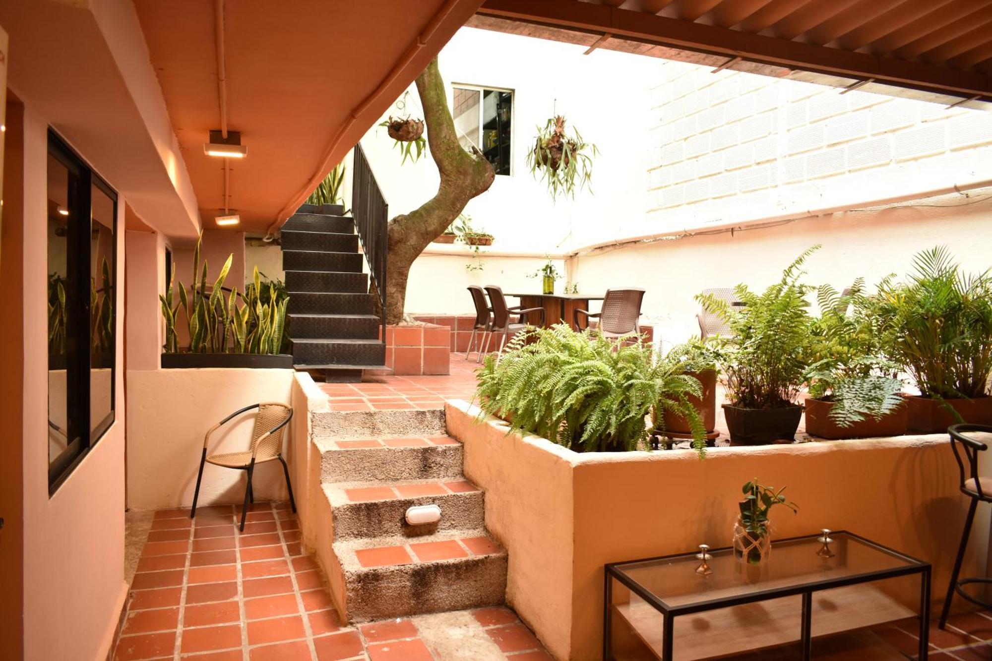 Casa Primavera Hostal Medellín Dış mekan fotoğraf
